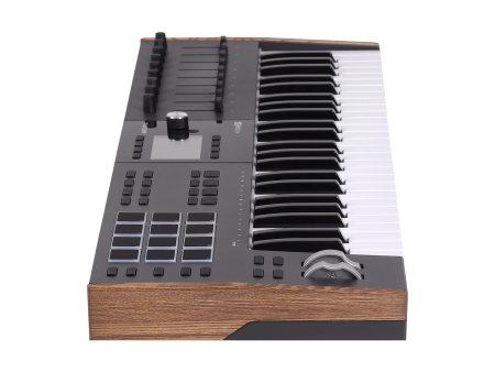 MIDI клавиатура ARTURIA KeyLab MK3 49 BK